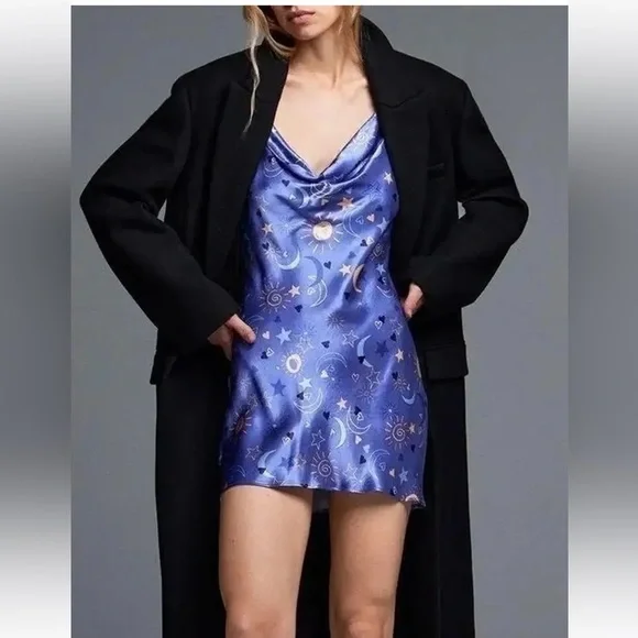 ✨ZARA LILAC CELESTIAL PRINT SATIN MINI DRESS L - Picture 3 of 7